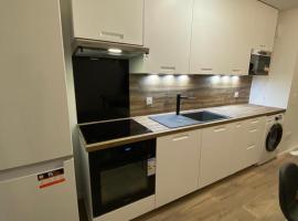 Appartement 2 pièces tranquille et calme，位于略桑的酒店