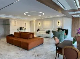 Cop 30 Apartment 220m2