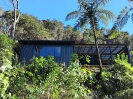 Haven Cabin - No road access - just a boat ride away