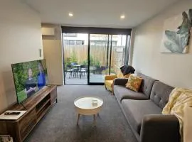 Central Stay Addington