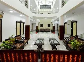 Hotel Ashish Palace