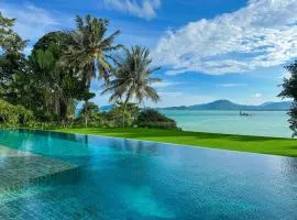 Villa Serenity -30 meter Pool & 6 Bedroom with Cinema Room and Gym