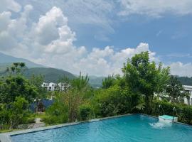 3BR Villa with private pool - Biệt thự 3 phòng ngủ có bể bơi riêng - Ivory Hoà Bình，位于Rống Vong的酒店