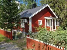 Traditional Log Cabin - Self check-in