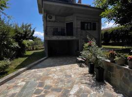 Ιξός Home，位于(( Vría ))的酒店