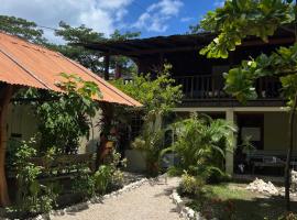Woodstock Hostel，位于萨玛拉的酒店
