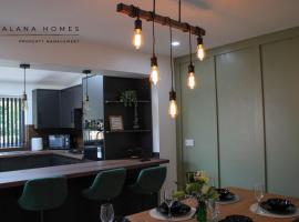 Your 3BR - Home away from Home，位于Sedgley的酒店