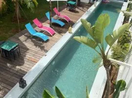 Maison de ville piscine privée