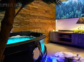 Aparthotel ZATOR Natural 56 jacuzzi，位于扎托尔的酒店