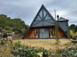 Chalé São Bento - Lareira, churrasqueira e uma vista incrível para o Vale