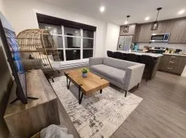 Entire Upper Level Suite - East Regina