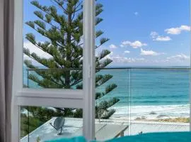 Magnificent Malua Views, Stroll to the beach