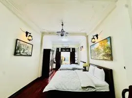 Old Quarter Hanoi Autumn House 8
