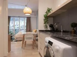 ChicHaus 9 Lux Units 36 pax