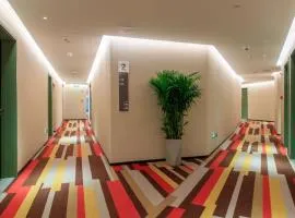 Ibis Beijing Daxing Xingguang Film and Television City Hotel