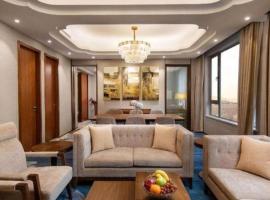 Ramada Encore by Wyndham Wuhan Caidian，位于武汉的华美达酒店