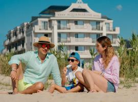 Aquamarine - Beach & SPA Hotel- All inclusive，位于克兰内沃的海滩酒店