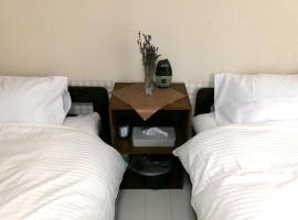 Guest House YUKARI，位于上富良野町的酒店