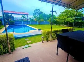 Holiday Pool Villa