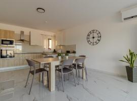 Penthouse with 3 bedroom，位于卢加的酒店