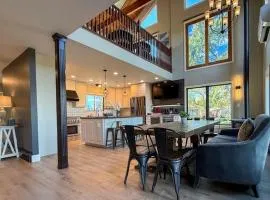 Luxurious Villa with Hot-tub, Fire Pit and Games in Gary, Indiana