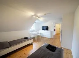 Monteurwohnung-fuer-6-Pers-mit-WLAN-Kueche-TV-Bad-Oldesloe-Naehe-Hamburg-Naehe-Luebeck