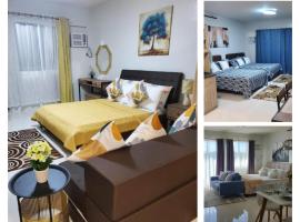 VERDANT by Camella Manors Deluxe Queen Room with Balcony, Gym and Swimming Pool，位于公主港的酒店