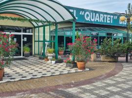 Hotel Quartet - Quality，位于Pniewy的酒店