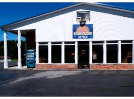 Hotel O Relax Inn Lewisburg near I-64，位于刘易斯堡的酒店