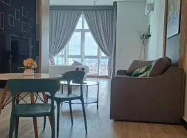 Twin Galaxy Minimalist Studio 2-4Pax CIQ JB Town