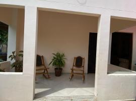 Habitacion Pauvemar en Cove&ntilde;as，位于科韦尼亚斯的宠物友好酒店