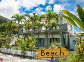 Beach house in Yonehara