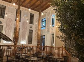 Hotel OROM with real discoun,t，位于布哈拉的酒店