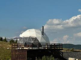 GLAMPING Dome CLOUD9，位于Tepačko Polje的酒店