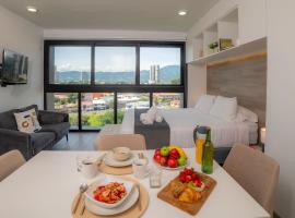 BEE Suites San José - Escalante