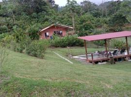 Villas Carari 2，位于Savegre的酒店