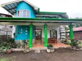 Hostel Castle House