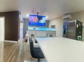 Guest house with separate entrance, 5 minutes from the strip