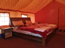 Apple Nubra Cottage