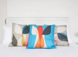 Central Bath Getaway House near Park