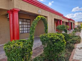 Lormasol Mews Guesthouse，位于Serowe的酒店