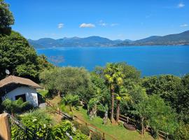 Mid of Nature ' Bella Vista Lago Maggiore charmant mit traumhaften Seeblick, Terrasse und großen Garten，位于吉法的酒店