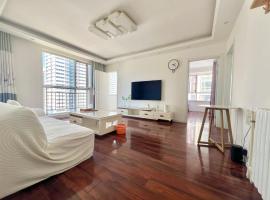 Muju Qingdao Twin Family Room Near Metro Line 3 Near May Fourth Square MixC，位于青岛的酒店