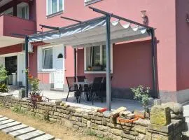 Apartments STRUNAJN
