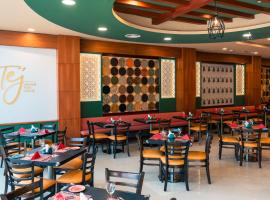 Ramada by Wyndham Dubai Deira，位于迪拜国际机场 - DXB附近的酒店