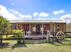 Country Cottage Sunshine Coast，位于蒙特维尔的酒店