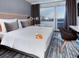 OREA Resort Horizont Šumava，位于泽勒兹纳·鲁达的酒店