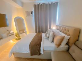 Cozy Elegance Staycation，位于锡朗的酒店