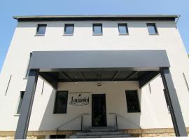 Gästehaus Falken，位于黑欣根的酒店