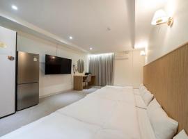 Herb Motel，位于城南市的酒店
